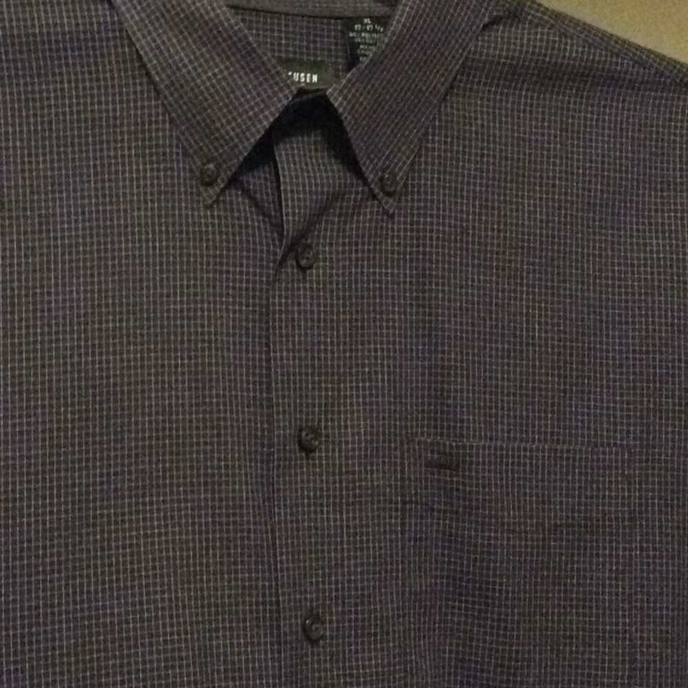 Van Huesen dress shirt